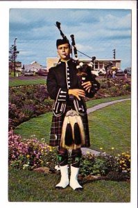 Piper in Tartan, Entrance to Nova Scotia