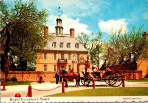 Virginia Williamsburg Royal Governor's Palace With Horse Drawn Carriage ...