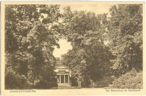 Germany, CHARLOTTENBURG, Am Mausoleum im Schlosspark, unused Postcard