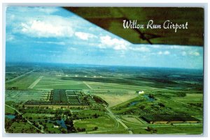 c1960 Willow Run Airport General Motors Plant Terminal Detroit Michigan Postcard