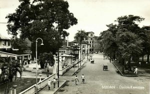 indonesia, SUMATRA MEDAN, Djalan Kesenian (1940) RPPC Postcard