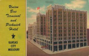 USA Union Bus Terminal and Pickwick Hotel Kansas City Missouri Postcard 07.40