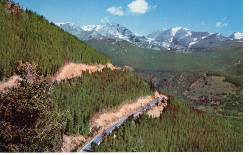 US    PC3977 SWITCHBACK ON TRAIL RIDGE, ROCKY MOUNTAIN NATIONAL PARK, COLORADO