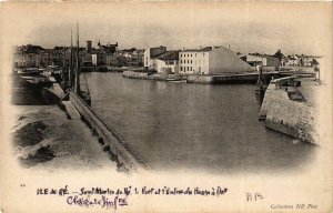 CPA Ile-de-RÉ St-MARTIN Le Port et entrée du Bassin (666637)