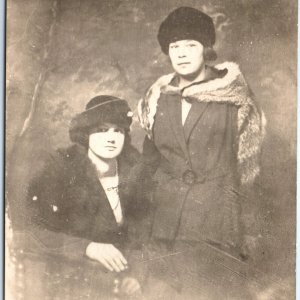 ID'd c1910s Cute Mother Daughter RPPC Girls Real Photo PC Pearl Saunders A124