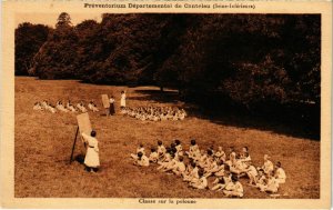 CPA Preventorium Departemental de CANTELEU - Classe sur la pelouse (105307)