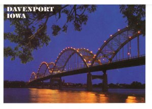 IA - Davenport. Centennial Bridge    (cont. size)