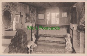 Channel Islands Postcard - Guernsey, Hauteville House, The Rest Room  RS32775