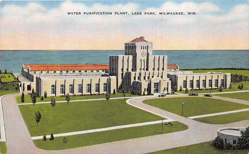 Milwaukee Wisconsin~Water Purification Plant @ Lake Park~Cars @ Entrance~1940s