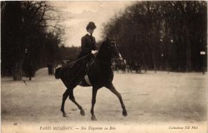 CPA AK PARIS MONDAIN 16e Nos Élegantes au Bois. ND Phot (700836)