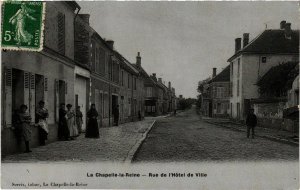 CPA La Chapelle-la-Reine - Rue de l'Hotel de Ville (292568)