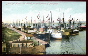 dc1460 - SAULT STE. MARIE Ontario Postcard 1910s Steamers in Harbor