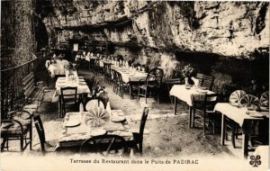 CPA Terrasse du Restaurant dans le Puits de PADIRAC (261632)