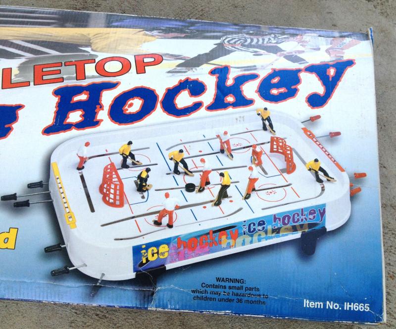 Vintage Table Top Ice Hockey Plastic/Metal Game # IH665 MADE USA Toy Feldstein 