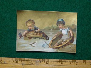 1870s-80s Kids Giant Wallnut Shells Boating Down River Victorian Trade Card F17