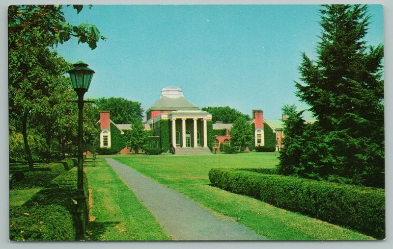 Newark Delaware~University of Delaware Memorial Library~Vintage Postcard