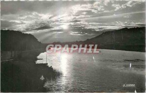 Modern Postcard Joigny sur Yonne (Yonne) Yonne Sunset