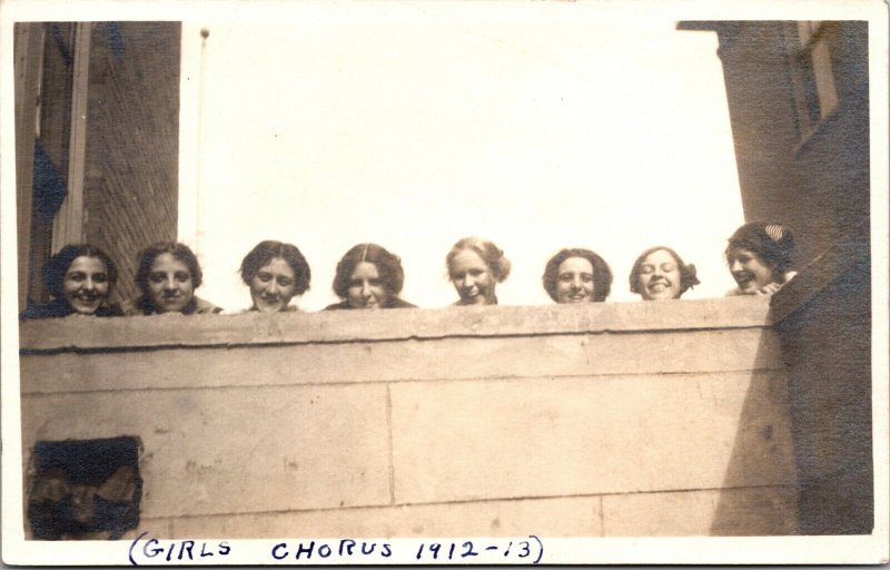 Real Photo Postcard 1912-13 Chorus Girls Peaking Over a Wall~135625