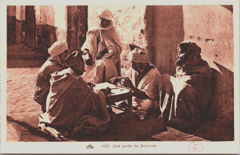 Algeria Une Partie de Dominos Vintage Postcard C182