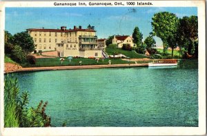 Postcard ON Gananoque Inn. 1000 Islands Boat LINEN 1942 K66