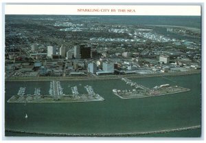 c1960's Sparkling City By The Sea Corpus Christi Texas TE Unposted Sea Postcard