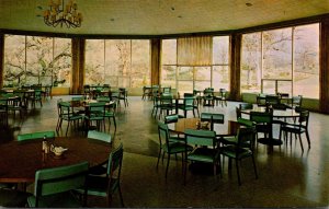 California Three Rivers St Anthony Retreat Dining Room