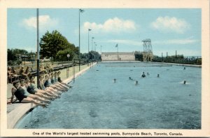 postcard - World's largest heated swimming pools, Sunnyside Beach, Toronto CAN