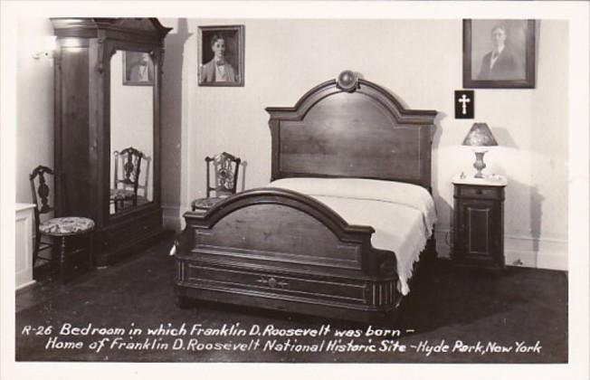 New York Hyde Park Franklin D Roosevelt Home Bedroom In Wich Roosevelt Was Bo...