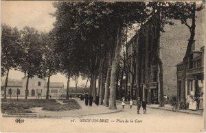 CPA SUCY-en-BRIE - Place de la Gare (44505)