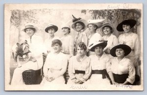 J99/ Interesting RPPC Postcard c1910 Well-Dressed Women Bulldog Mascot 133