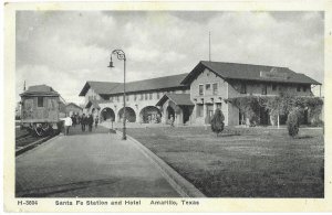 Santa Fe Train Railroad Station Amarillo Texas a Fred Harvey Card