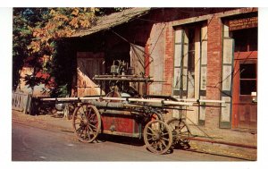 CA - Columbia State Park. Tuolumne Fire Engine (Pumper) ca 1852