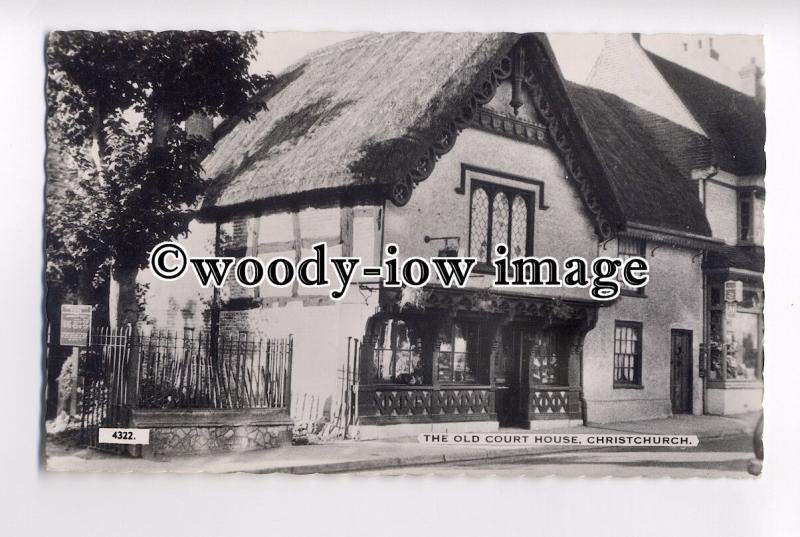 tp0794 - Dorset - The Old Thatched Court House c1964, in Christchurch - Postcard