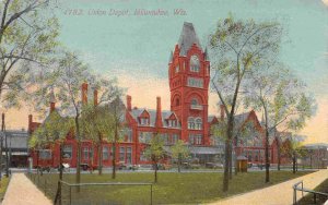 Union Railroad Depot Milwaukee Wisconsin 1916 postcard