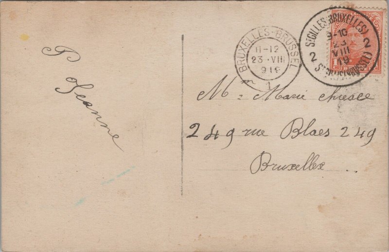 Victorian Romantic Couple Cuddling Vintage RPPC B114