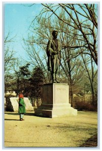 1960 Lincoln The Soldier Monument Woman Dixon Illinois Antique Vintage Postcard 