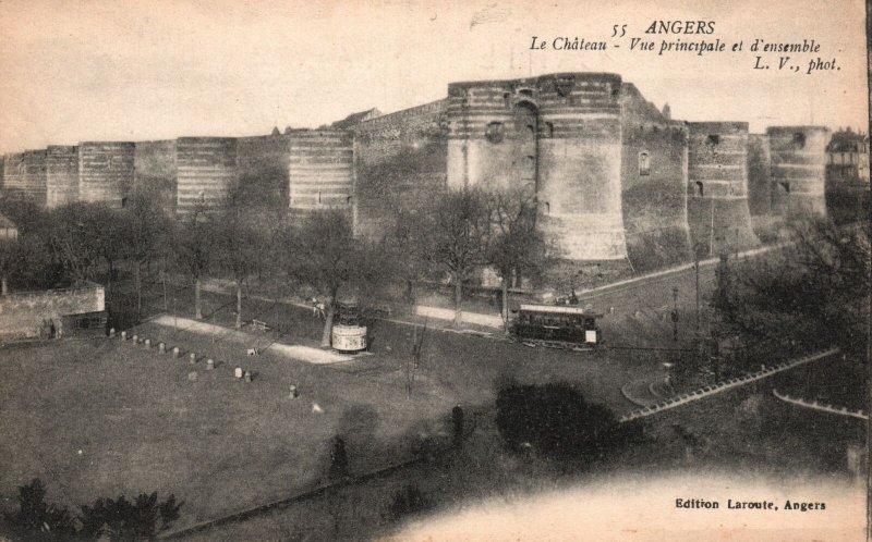 Vintage Postcard 1910's Le Chateau - Vue principale et d'ensem Angers France FR