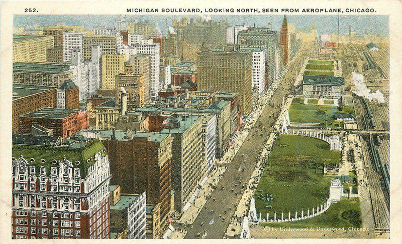 1920s Chicago Illinois Michigan Boulevard Aeroplane Selling Teich postcard 1693