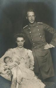 PRUSSIAN CROWN PRINCESS CECILIE w/FAMILY BERLIN ANTIQUE REAL PHOTO POSTCARD RPPC