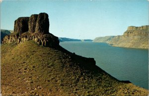 Twin Peaks Wallula Gap Washington WA Lake VTG Postcard UNP Unused Vintage Chrome 