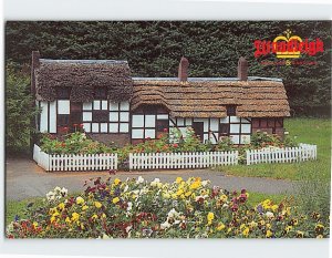 Postcard Ann Hathaway Cottage, Woodleigh Replicas, Burlington, Canada