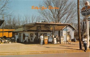 BILLY CARTER AMACO GAS STATION PLAINS GEORGIA POSTCARD (c. 1980s)