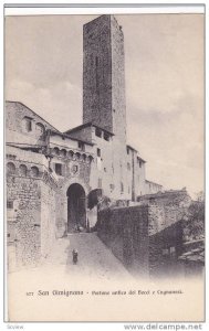 San Gimignamo - Portone antico dei Becci e Cugnanesi, Siena, Toscana, Italy, ...