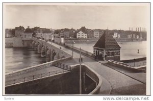 RP; Maastricht, Oude Maasbrug, Limburg, Netherlands, 10-20s