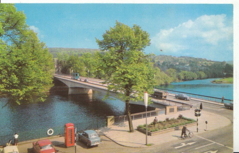 Scotland Postcard - Queen's Bridge - Perthshire - Ref 4445A