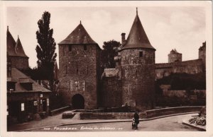 CPA Fougeres Entree du Chateau (1237794)