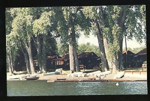 Nice Alburg, Vermont/VT Postcard, Henry's Sportman's Cottages, 1988?