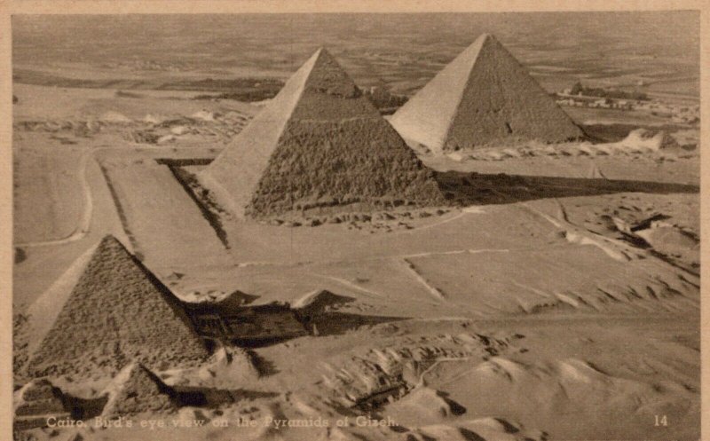 Egypt Postcard - Cairo, Bird's Eye View On The Pyramids of Gizeh    RS21128
