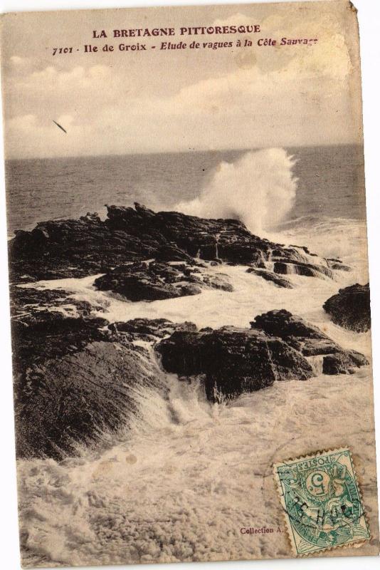 CPA La Bretagne Pittoresque Ile de GROIX Etude de vagues a la Cote.. (205773)