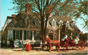 Colonial Williamsburg: Raleigh Tavern exterior horse carriage Virginia postcard